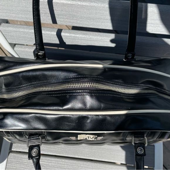 MTV Vintage black faux leather large purse - Picture 4 of 11
